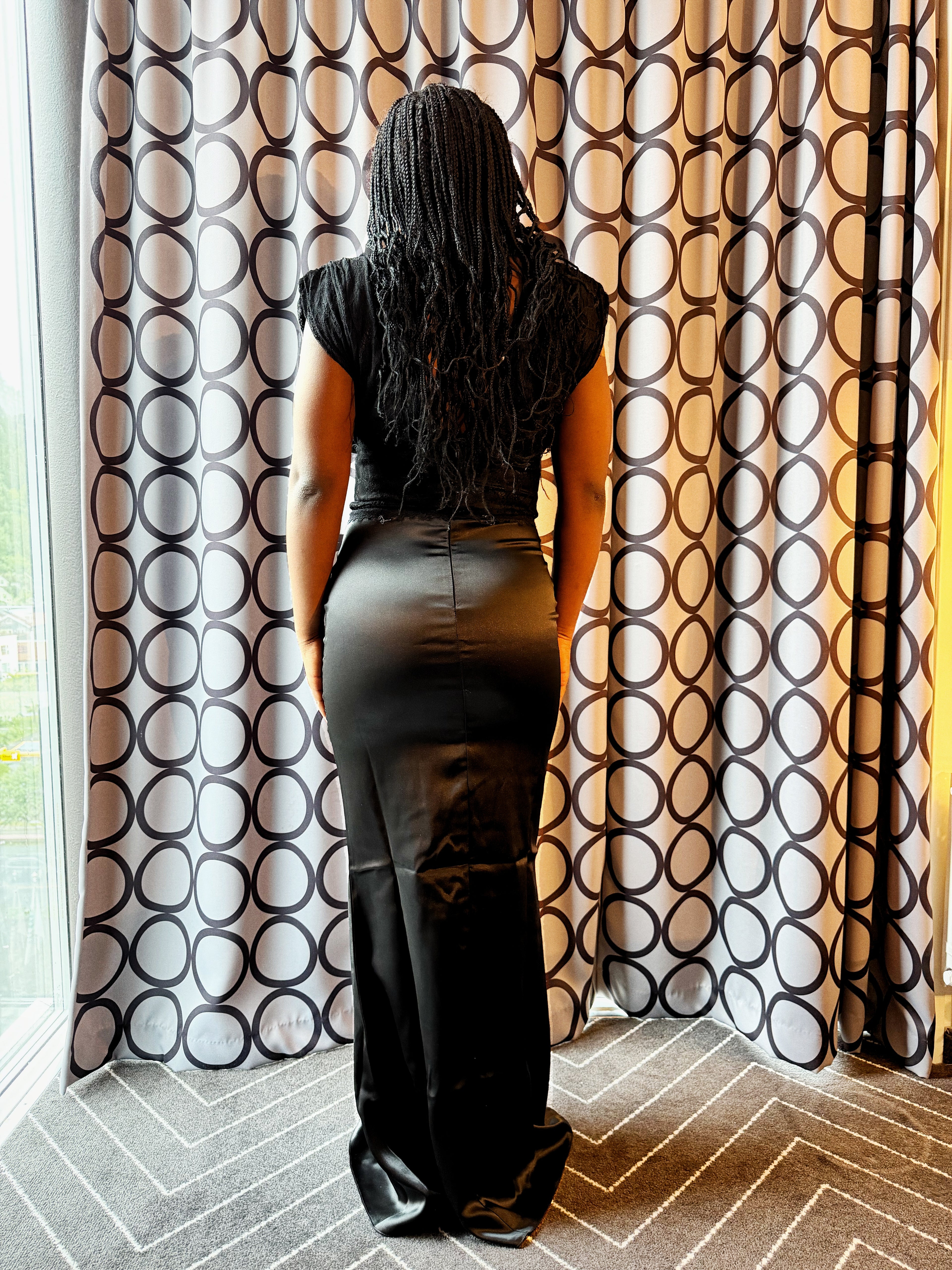 Royal Black Elegant Glamorous Sheath Dress With Plunging Neck